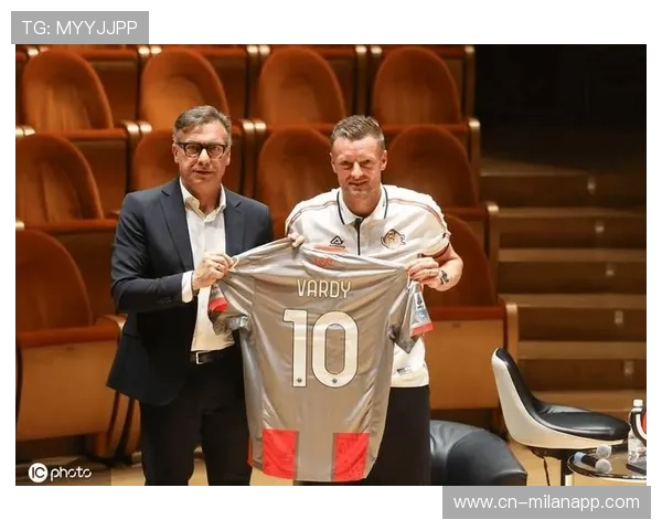 罗马对阵克雷莫内塞：红狼军团主场寻求巩固欧冠席位